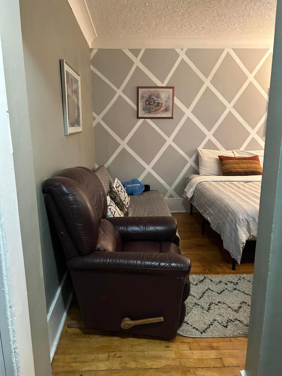 Maryland Homestay In Winnpeg Downtown Winnipeg Habitación foto